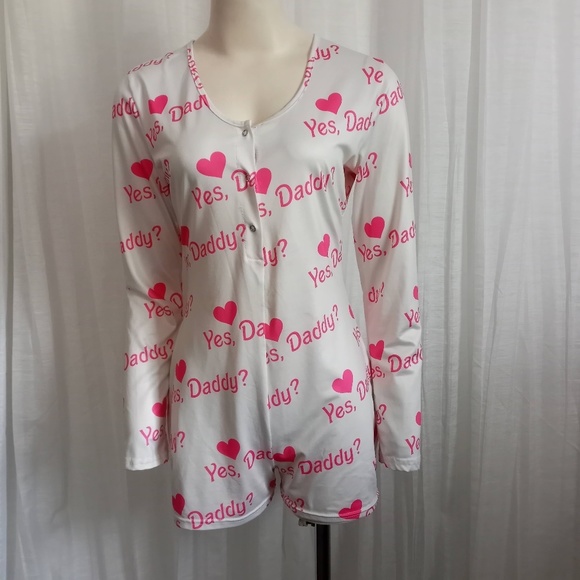 YES DADDY Sexy Romper White Pink Hearts Slinky Lingerie Cosplay Loungewear M - Picture 1 of 6